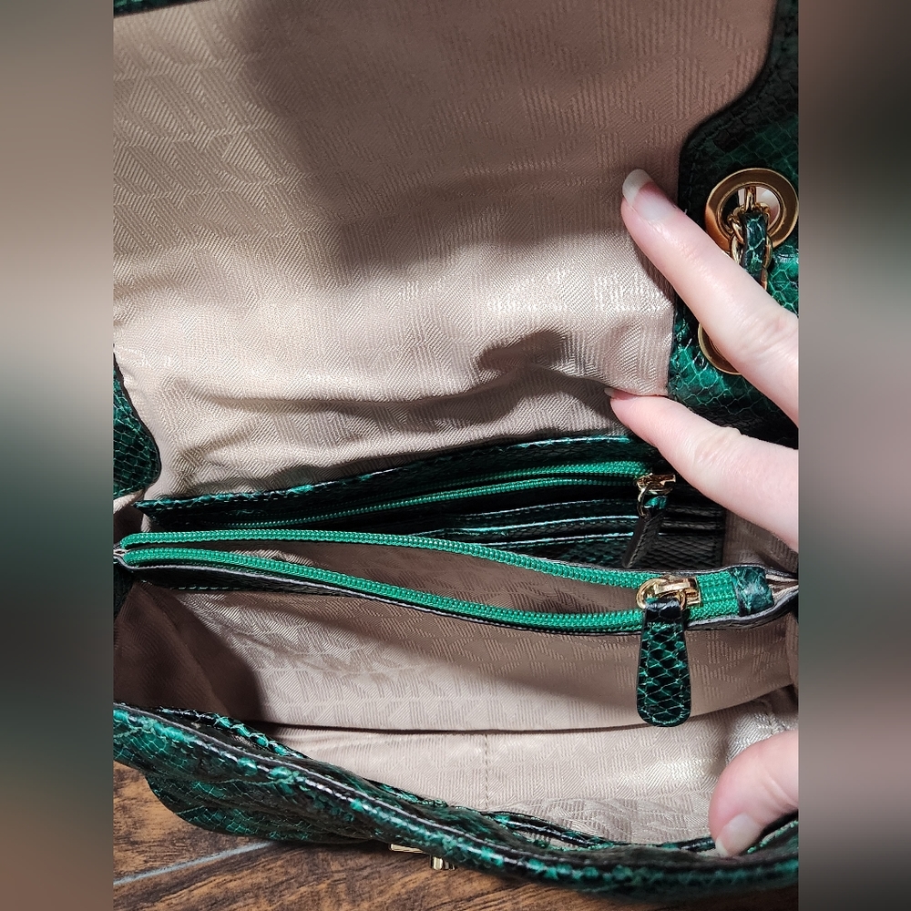 Michael Kors Green Snake Crossbody - Picture 13 of 15